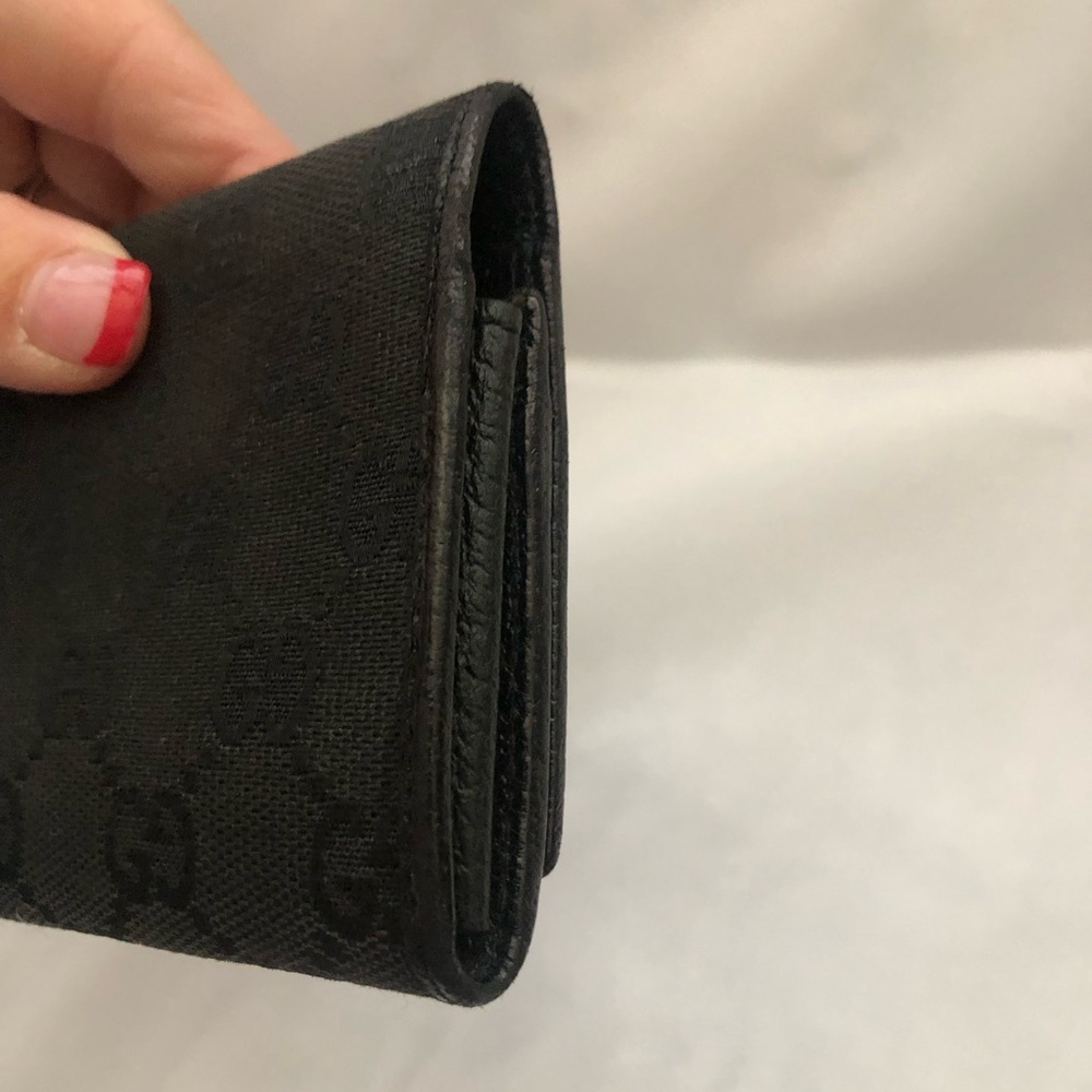 Gucci Black Monogram Wallet - Picture 10 of 15